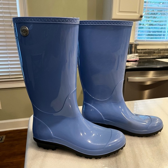 UGG Glossy Sky Blue Boots - Picture 2 of 6